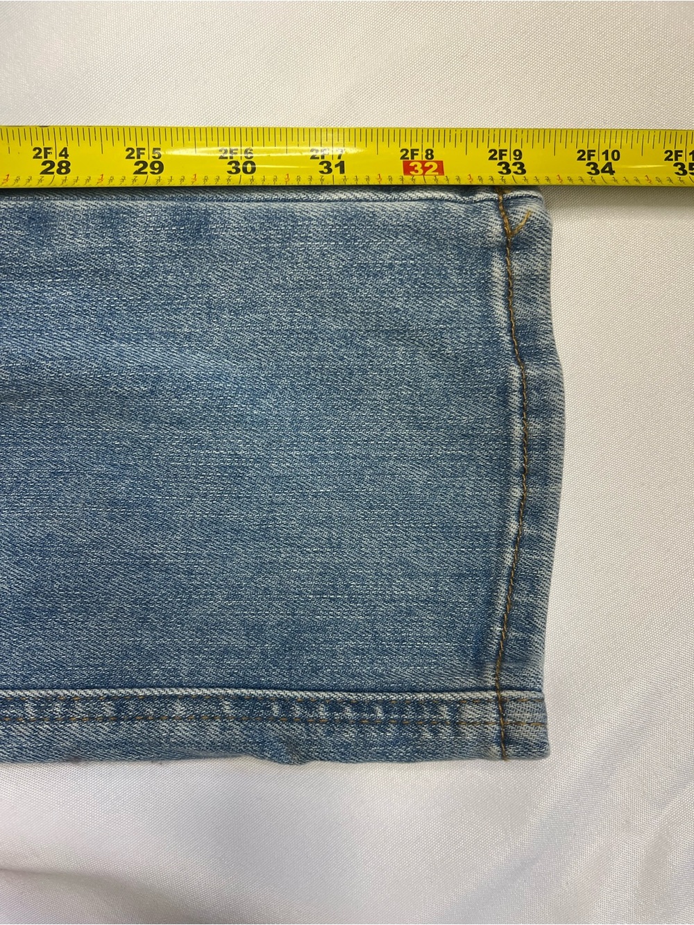 Judy Blue Boyfriend Fit Cargo Pocket Ripped Knee Jeans Size 7 / 28 33” long - Picture 4 of 9